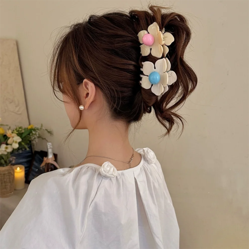 

Hairpin Flower Hair Claw Plastic Ponytail Holder Hair Crab Clip Korean Style Headwear Geometry Plastic Shark Clip Streetwear