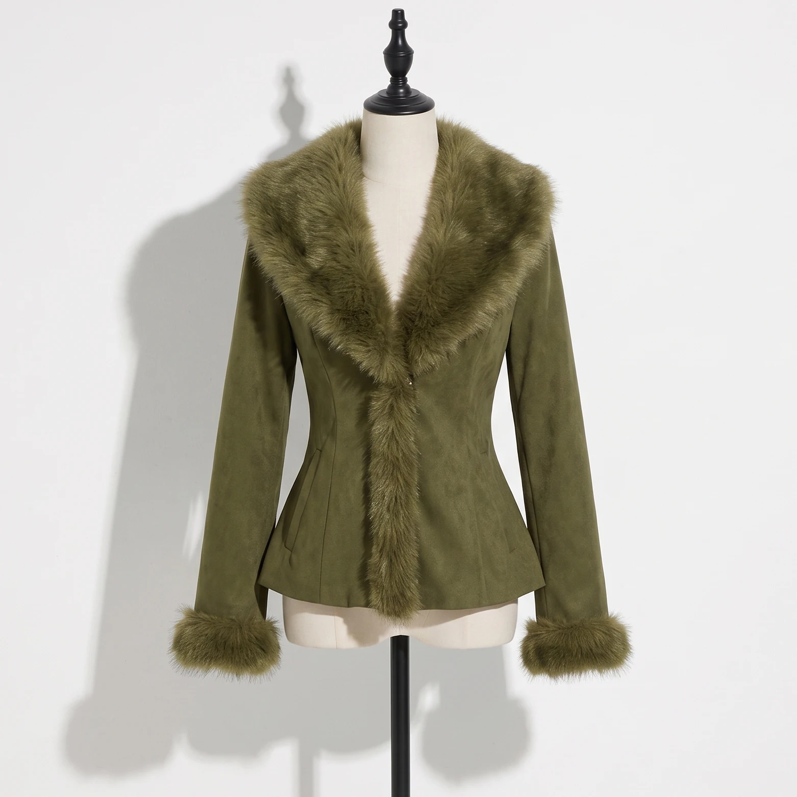 IG Women Olive Green Wide Fur Collar Cuff Trim Cinched Waist Cropped Jacket, Hidden Snap Closure, Winter Warm  Casual Outerwear