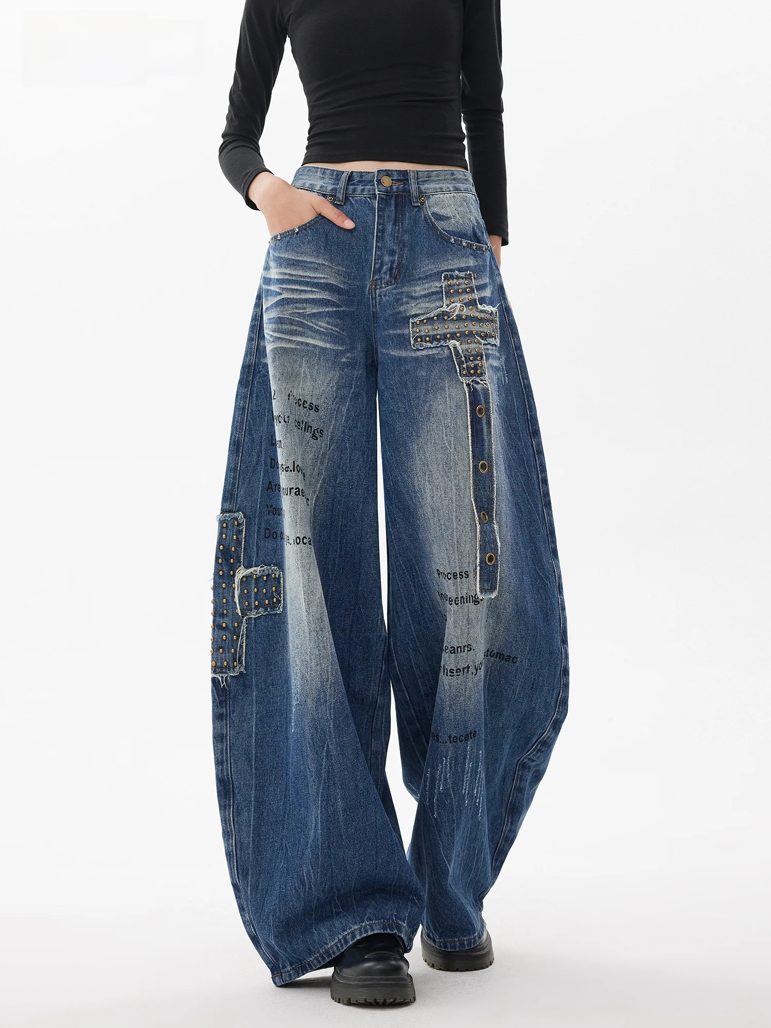 

Blue Women's Jeans with Rivets And Letter Print Casual Loose Fit Heavy Du Blue Denim Casual Wear for Ladies