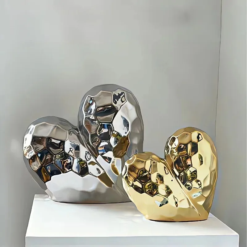 

【Best-selling】Heart-shaped Gold And Silver Decorative Ceramic Vase Wedding Vase Home Decoration
