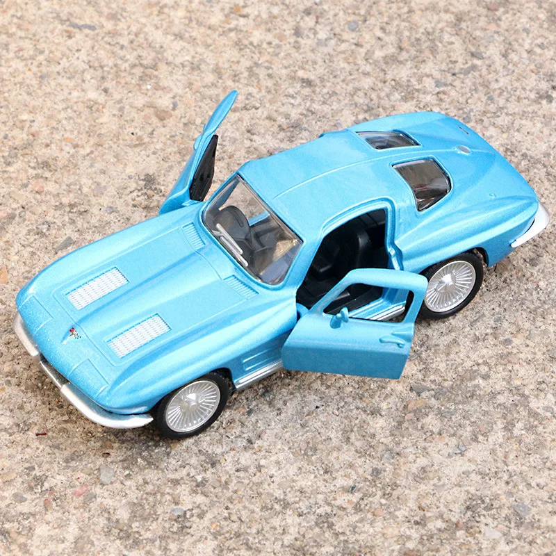 1/36 Chevrolet Corvette Stingray 1963 Toy Car Model For Children RMZ CiTY Diecast Miniature Pull Back Collection Gift Kid Boy