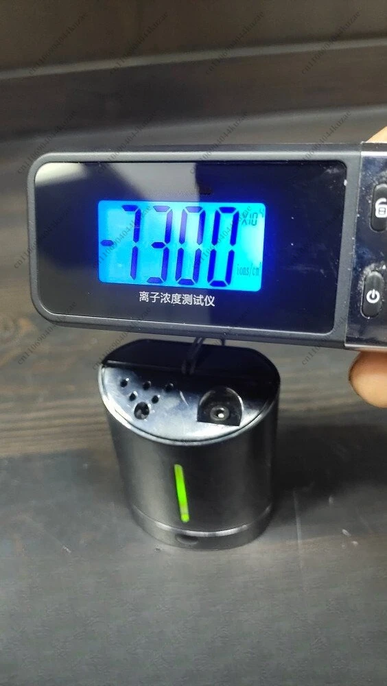 Portable Negative Ion Detector, Air Quality Tester with Gold-Plated Component & Blue Screen Display