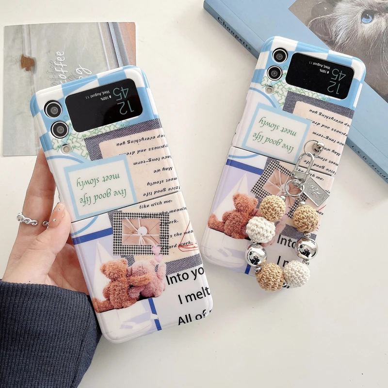 

Funda Case for Samsung Galaxy Z Flip 4 Z Flip 3 Illustration Bear Beads Smooth IMD Shockproof Protetcion Mobile Phone Case Cover