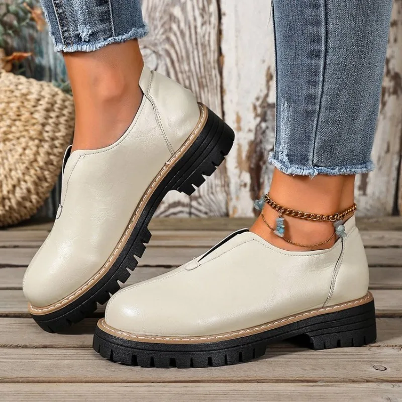 Women's Slip on Loafers Round Toe Chunky Lug Sole Platform Shoes Smooth Finish Front Seam Details Contrast Stitching Low Heels