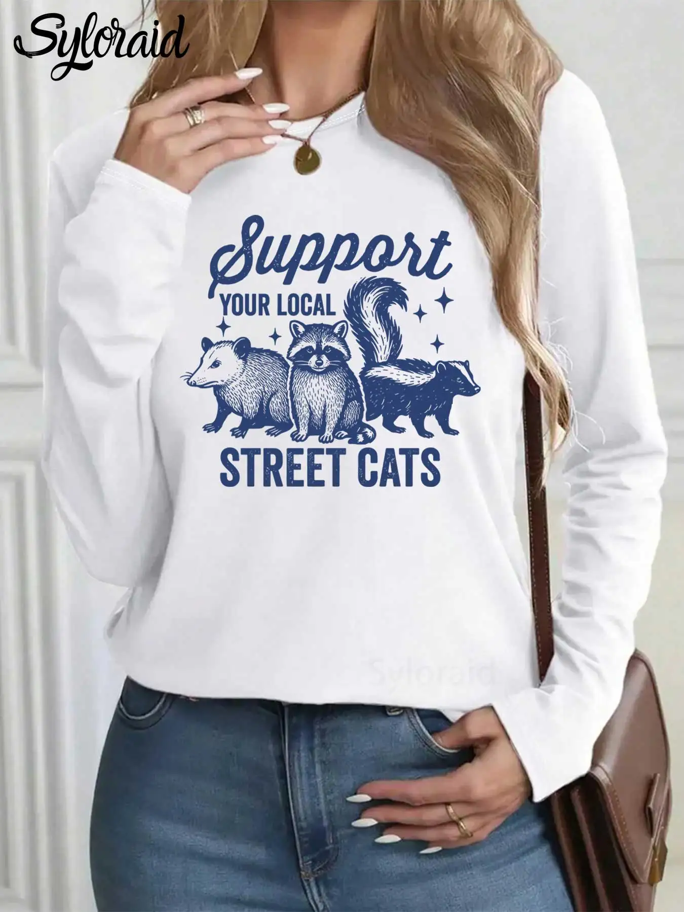 تي شيرت نسائي طويل الأكمام يدعم قطط الشارع المحلية الخاصة بك جرافيك تي شيرت مضحك الراكون قميص موضة رقبة مستديرة كاجوال #1