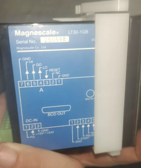 Magnescale Digital Display Unit (Japan Import) Model: LT30-1GB Includes protective housing