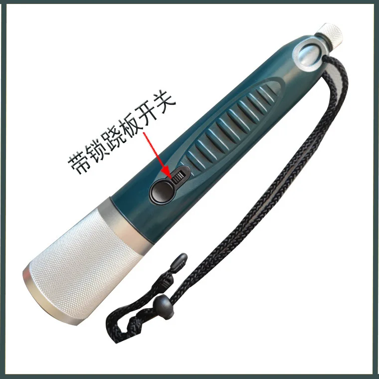 H19 diving flashlight P70 high-power strong light LED professional diving salvage photography fill light.