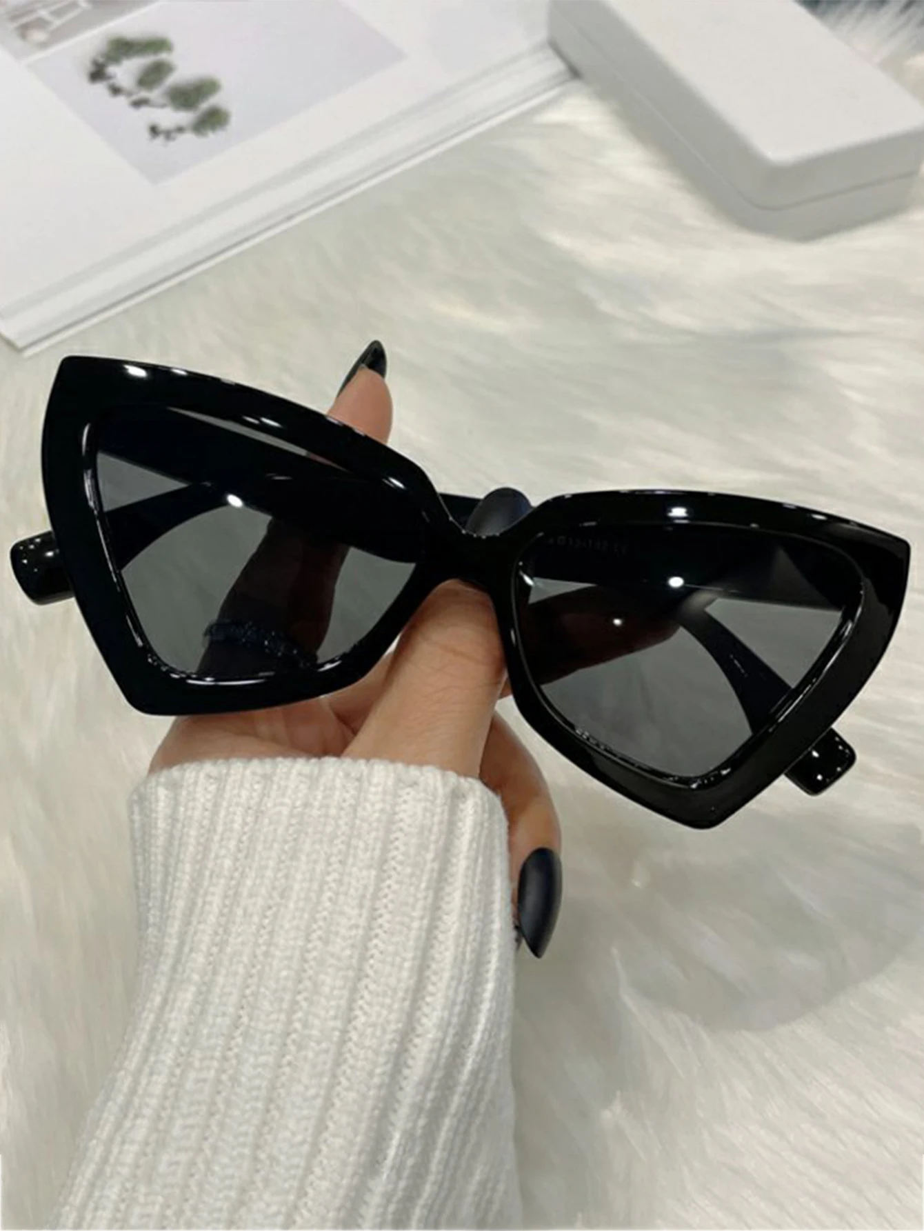 Neue Dreieck Polygon Sonnenbrille Frauen Männer Vintage Gläser Retro Cat Eye Sonnenbrille Weiblich Männlich Brillen Brillen für Sommer – Detail 1