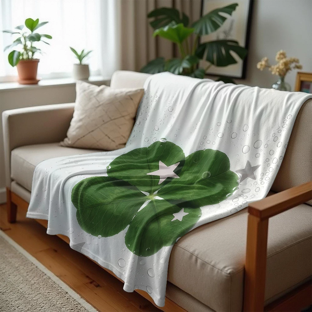 Four Leaf Clover Ultra Soft Sherpa Fleece Blanket Fluffy Warm Halloween Cozy Throw for Sofa Couch Bedroom Gift All season