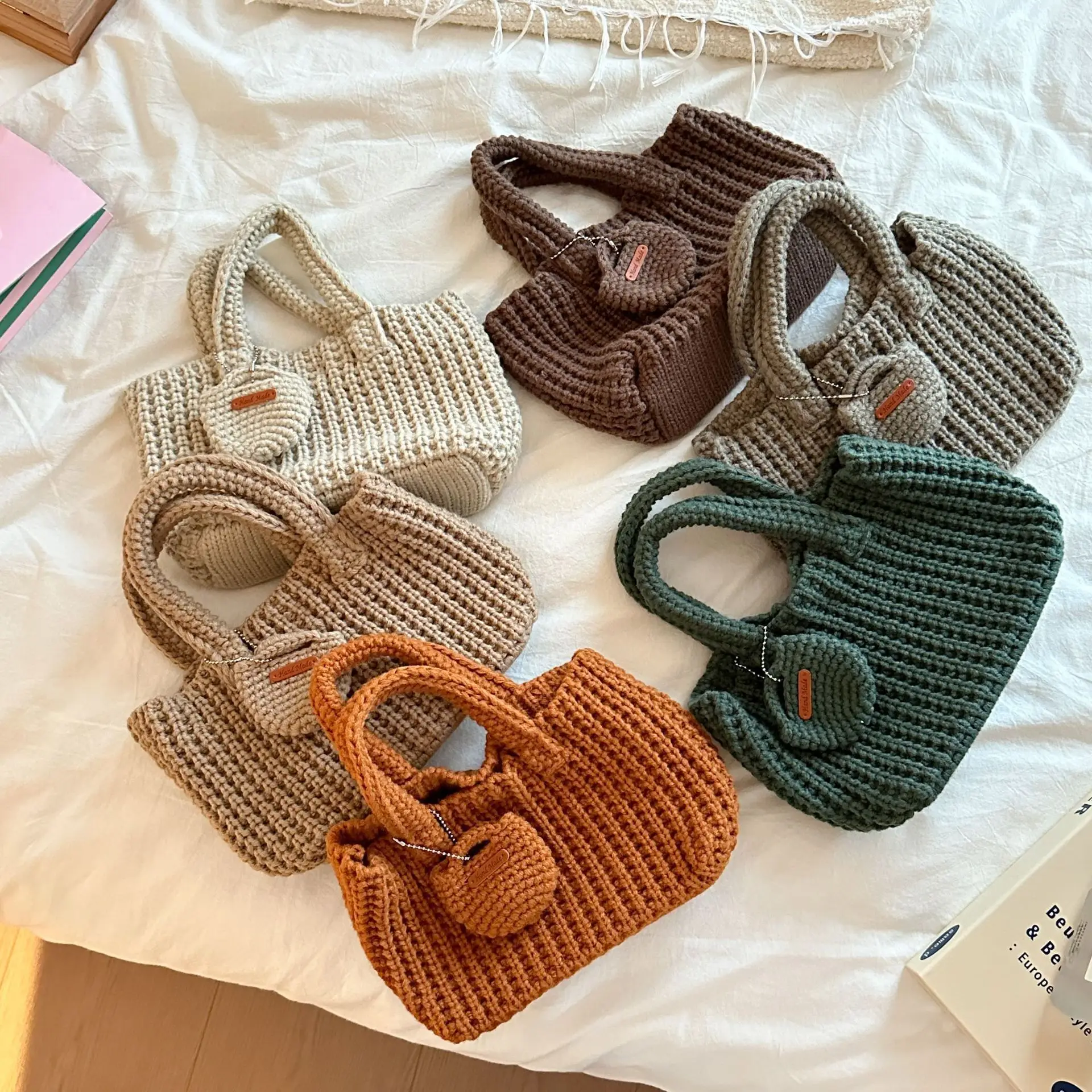 

Женская сумка, новая ретро хлопковая нить ручной работы, тканая сумка, повседневная сумка, соломенная тканая сумка на плечо, сумка для мобильного телефона