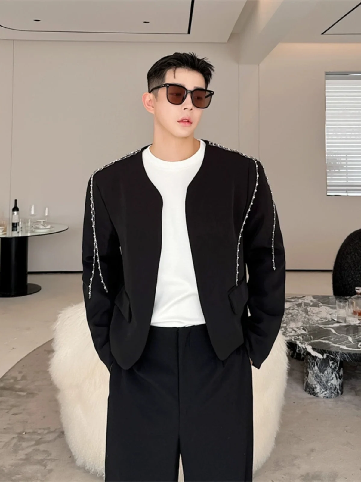 

Korean Sle ort Diamond Embedded Chain Design Men's Luxury Faion Trending Suit Jaet Youth Stand Fit Long Sve