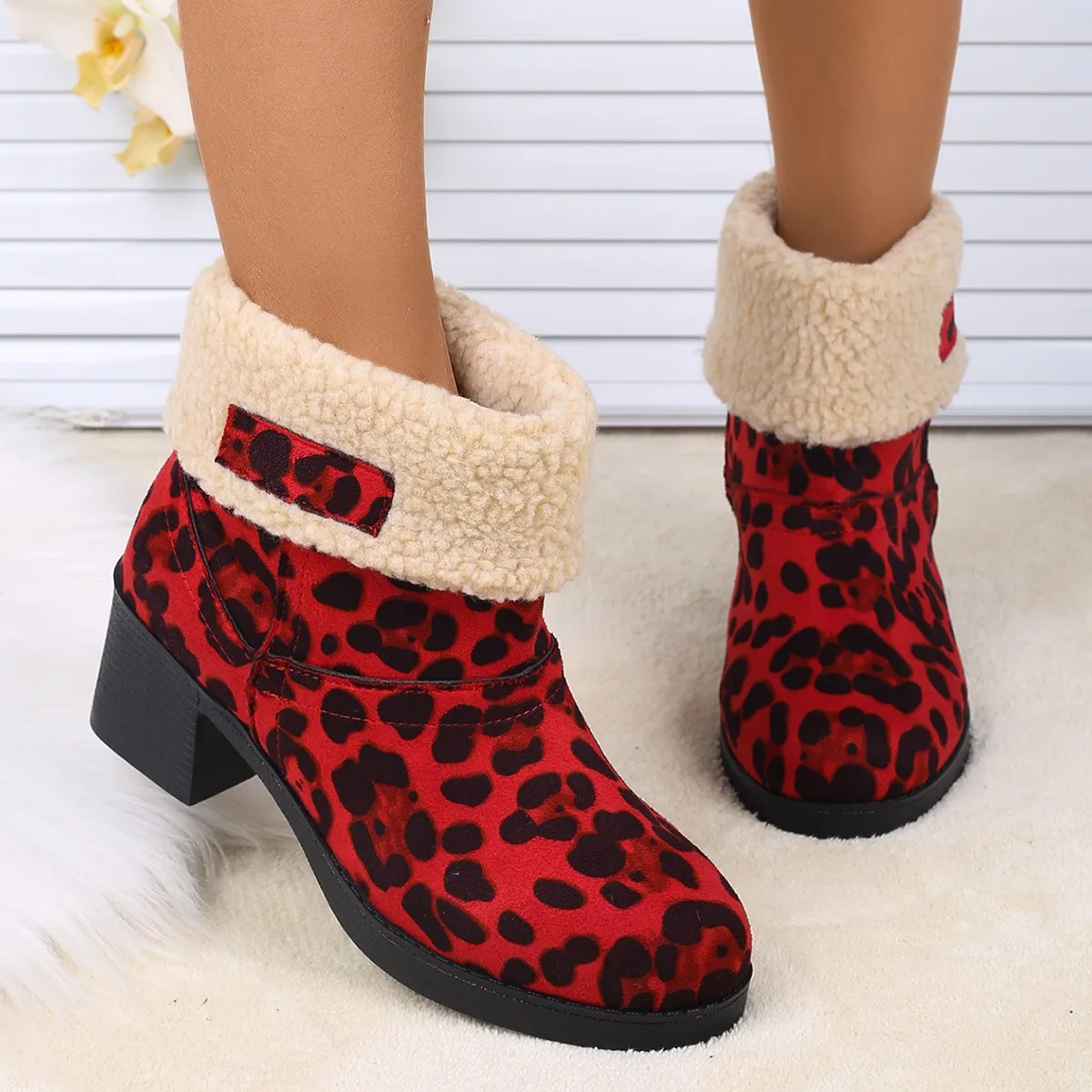 

Winter Women chunky-square-heel Warm Lined plush ankle boots Leopard Print Mid-Calf Snow Boots fashion outdoor Non-slip boots