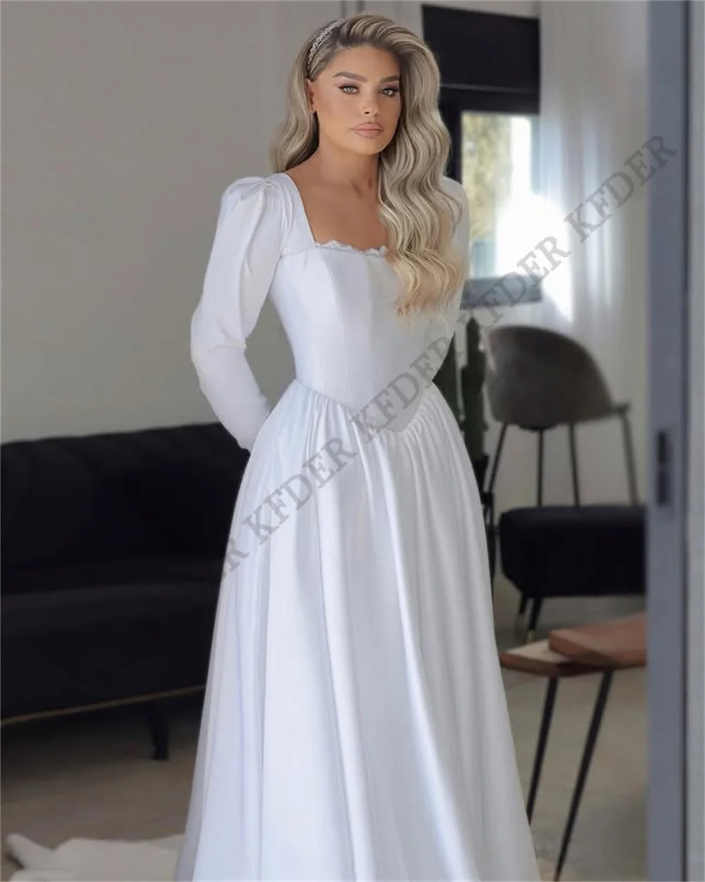 Vintage Satin Formal A-Line Strapless Wedding Dress Bridal Party Luxury Full Sleeves Floor Length Princess Bridal Gowns