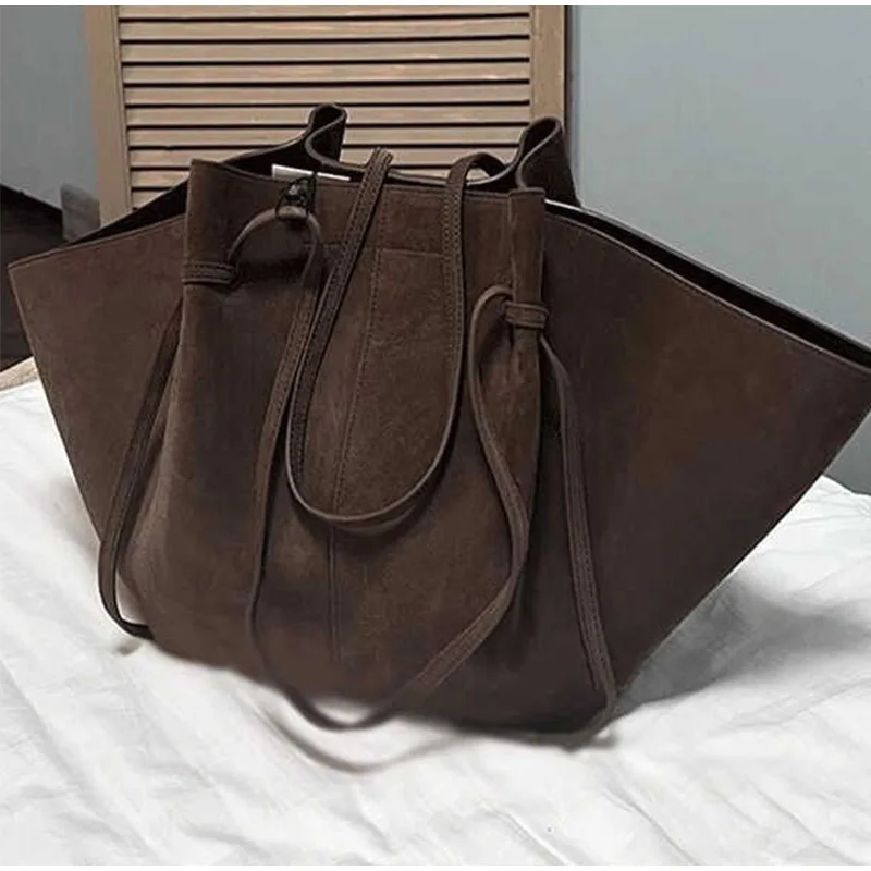 

Vintage Large-capacity Tote Bag Imitation Suede Velvet Handbag High-end Designer Shoulder Bag Wing-shaped Chic Frosted Women Bag