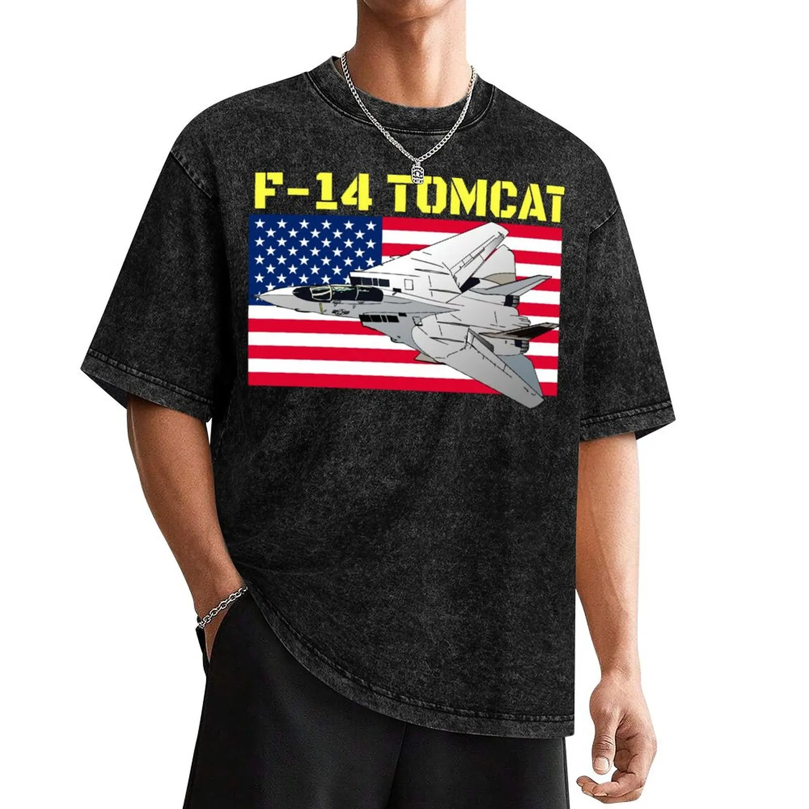 U.S Naval F-14 Tomcat and the American flag. Fun pilot and aircraft t-shirts, perfect for aviation buffs and flying airp T-Shirt