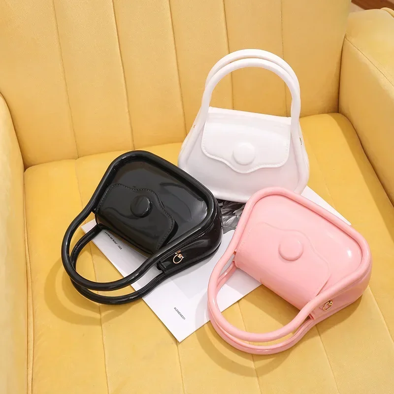 New Cute Baby Girl Bag With The Chain Bag Fashion Bag Multiple Color Options