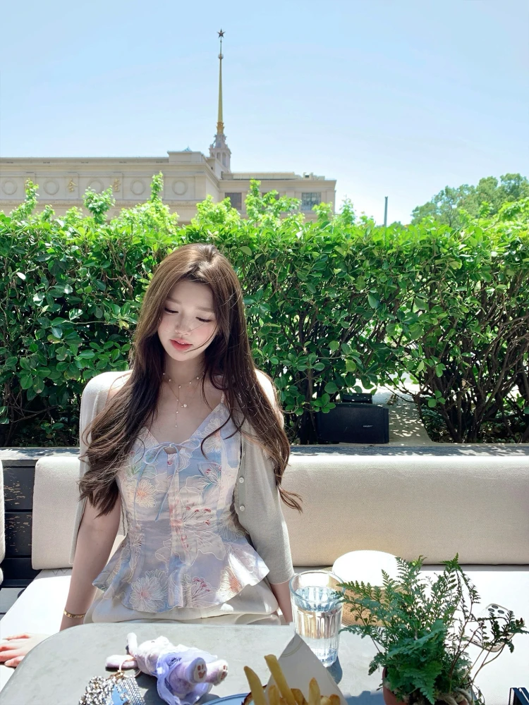 

Zhaobao Romantic Summer Acetate Silk High Densi Embroidery Women's Tank Top Strap Design Slim Fit ort Length Vest