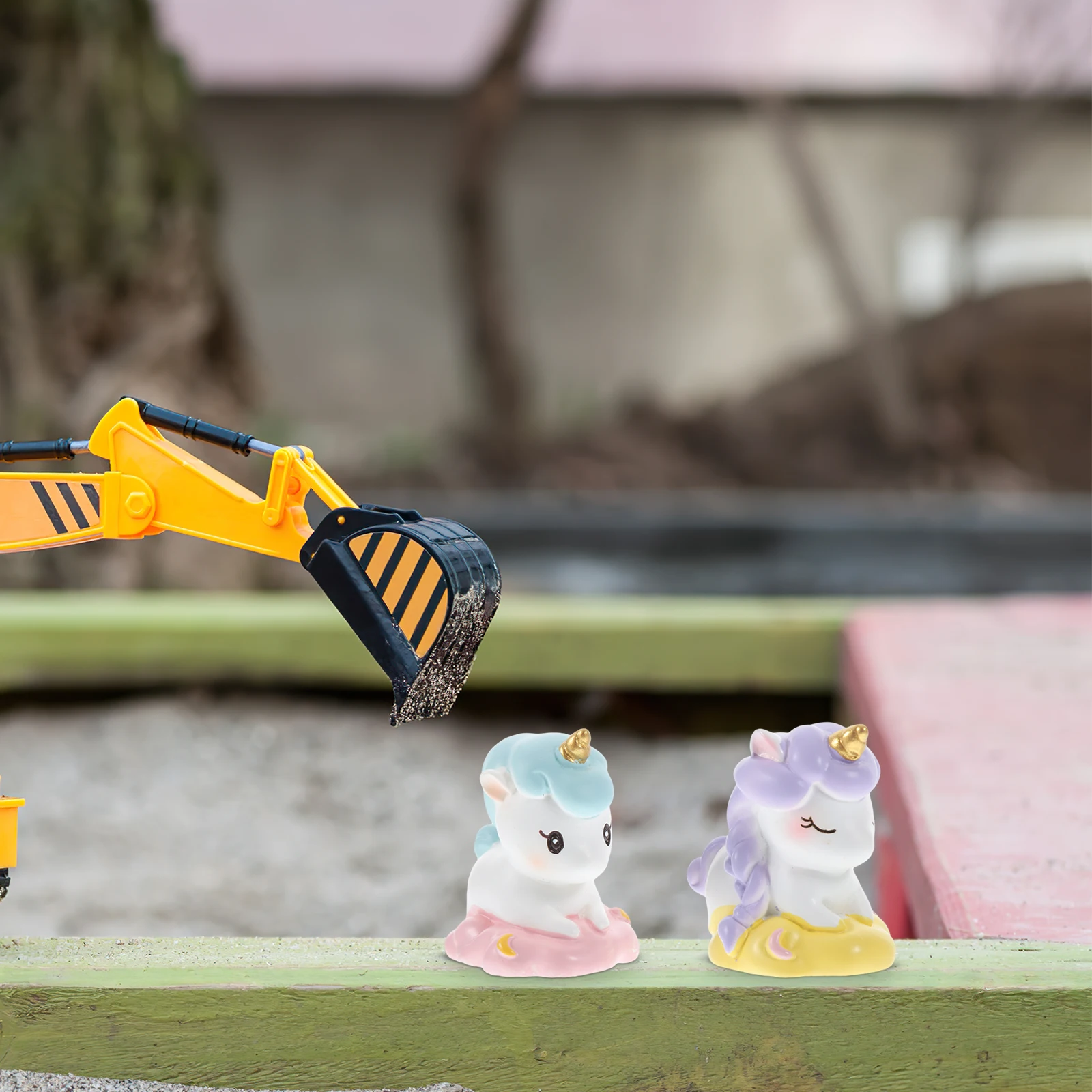 

2 Pcs Unicorn Ornaments Miniature Unicorns Cartoon Decor Resin Figurines Cute Animal Decorations