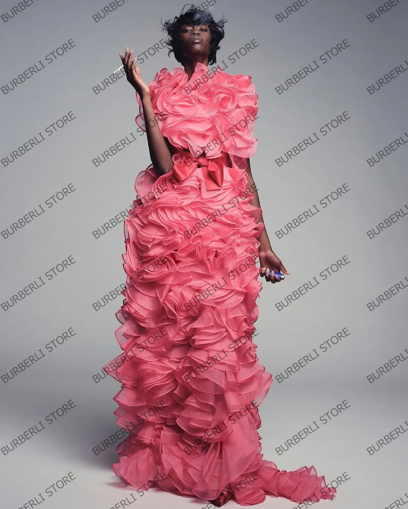 Extra Puffy Mesh Prom Evening Dresses Lush Tulle Tiered Bow Pageant Party Dress New Design Fluffy Mesh Celebrity Gowns