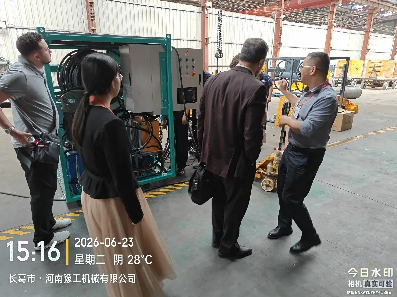 Heavy Duty Submersible Hydraulic Underwater Dredging Robot Tracked Mud Slurry Pump Cleaner Machine Wireless Remote Control High