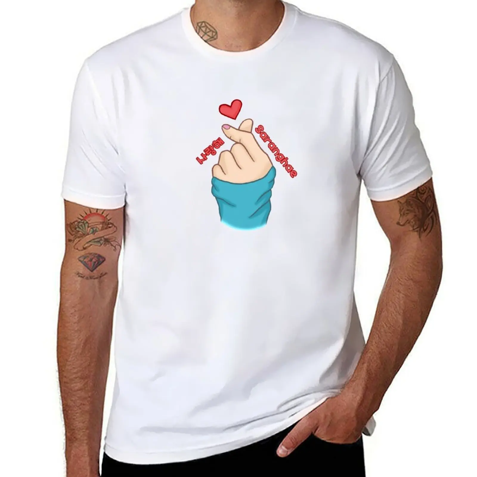 

KPOP FingerHeart with cute Korean letter Saranghae Classic Design T-Shirt anime t shirts for man T-Shirt