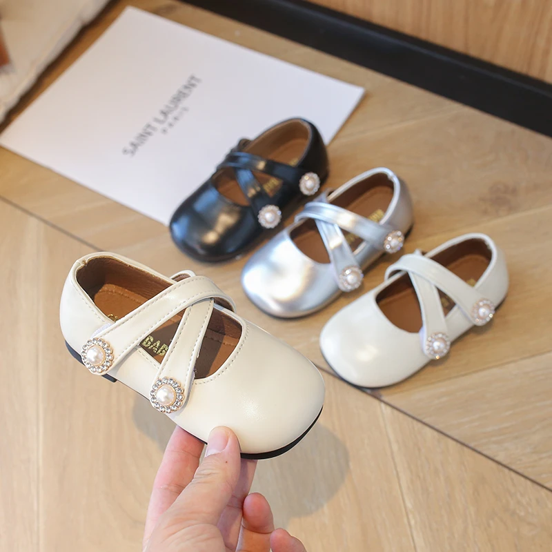 

Girls' Leather Shoes 2025 Spring/Autumn New Square Toe Pearl Retro Shallow Mouth Kid's Princess Shoes Casual Children's Shoes