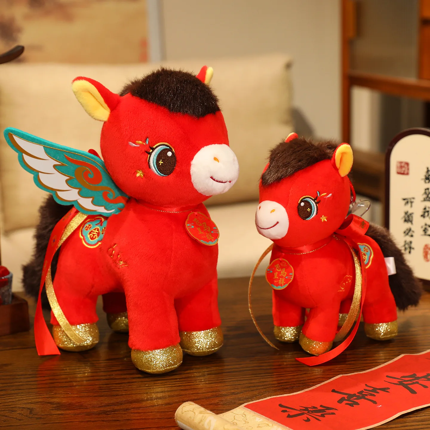 Urocza maskotka na Nowy Rok 2025, pluszowa zabawka w kształcie konia, miękka maskotka szczęścia, miękka lalka, prezent dla dzieci na Nowy Rok, dekoracja domu.