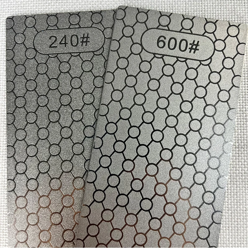 Preminum Diamond Honeycomb Pattern Sharpening Stone Quick Grinding Sharpening Stone for Kitchen and Outdoor Knives