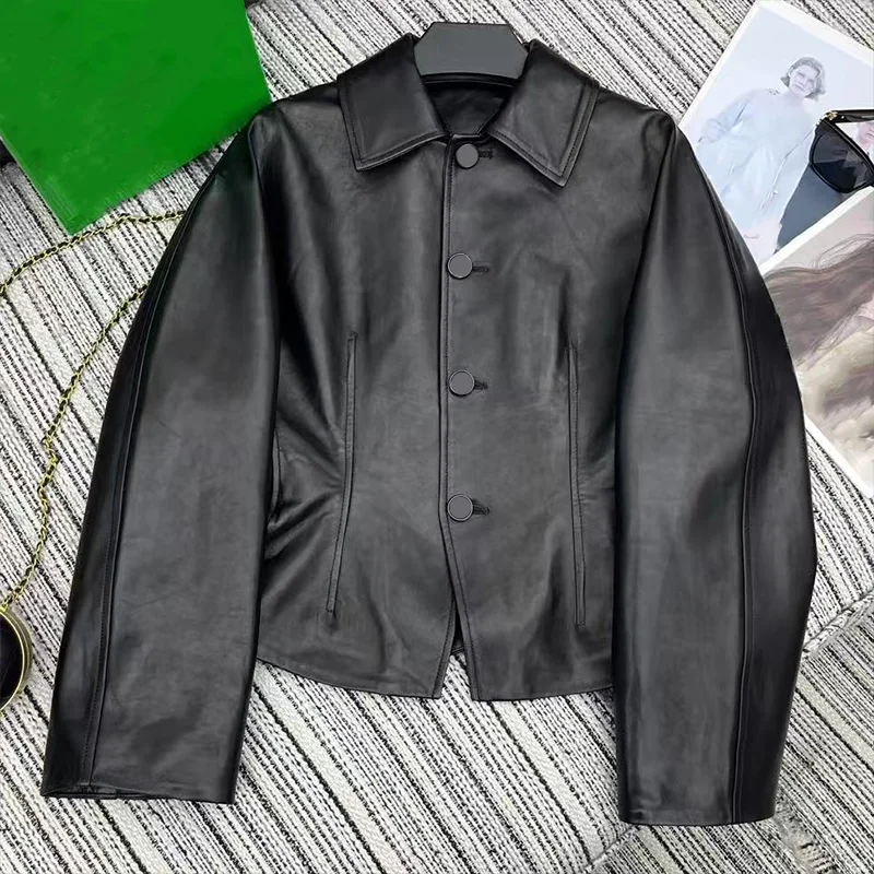 เสื้อโค้ทหนังแกะแท้ 100% คุณภาพสูงสำหรับผู้หญิง พร้อมปกเสื้อและกระดุมแถวเดียว สไตล์แจ็คเก็ตมอเตอร์ไซค์ รุ่น 25121203