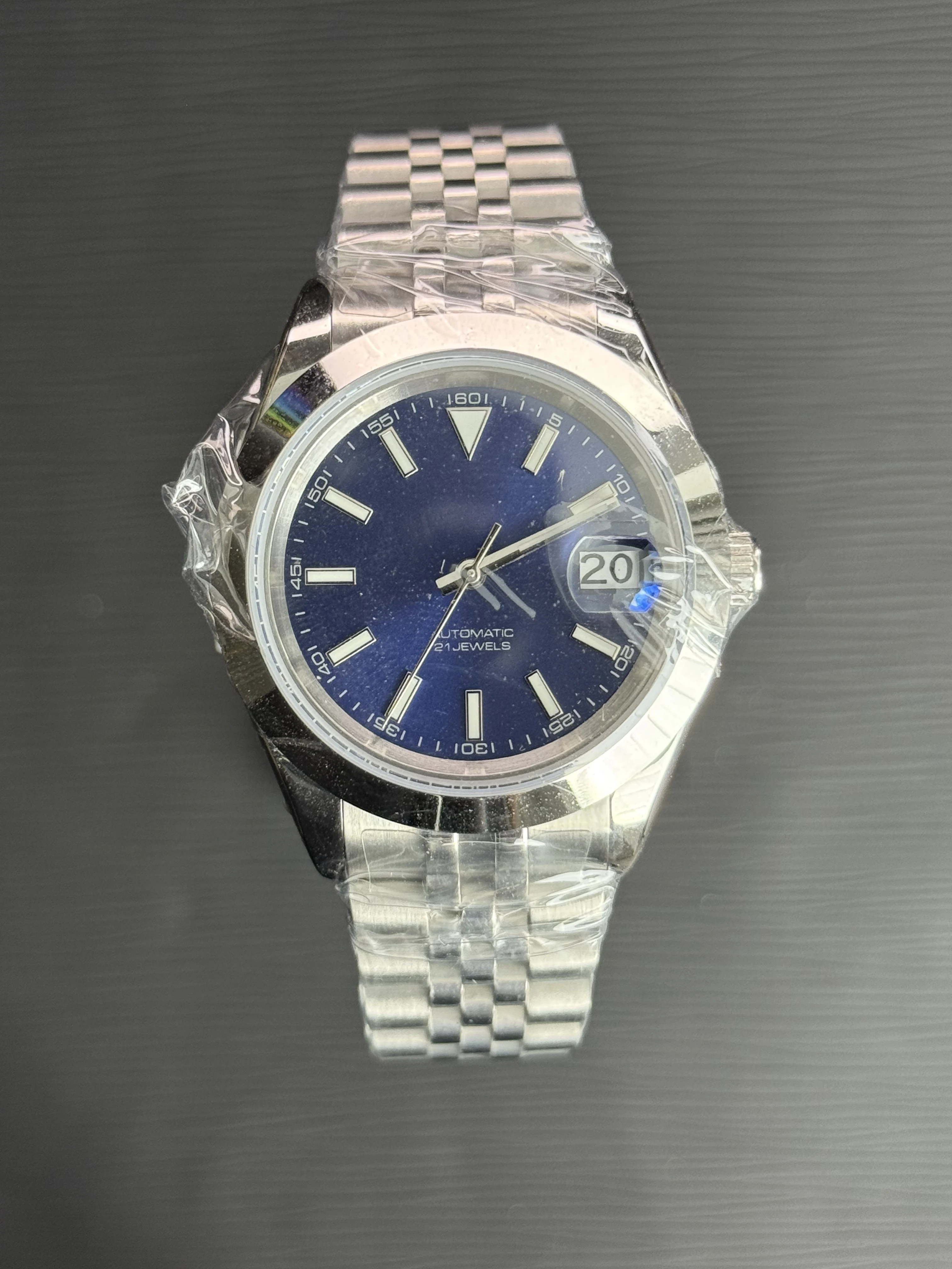 Luxury Lady's Dress Watch 39mm, Diamond-Accented Floral Bezel & Mother of Pearl Dial, Automatic Date Display with Sapphire Cryst