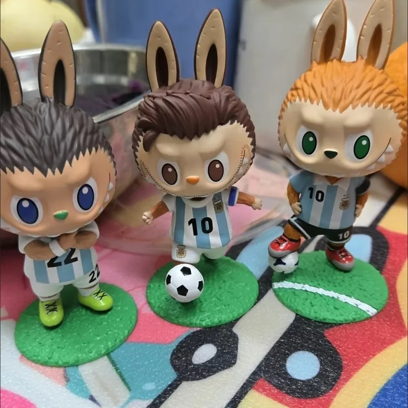 

Labubu Erncion Del Futbol Argentino слепая коробка Mystery Box Guess Bag кукла милая аниме фигурка декор для рабочего стола подарок-сюрприз для девочек