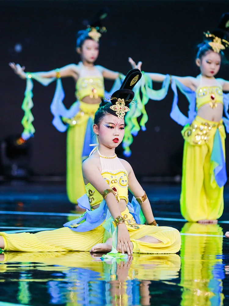 Traje infantil de desempenho de dança Dunhuang, rebote étnico