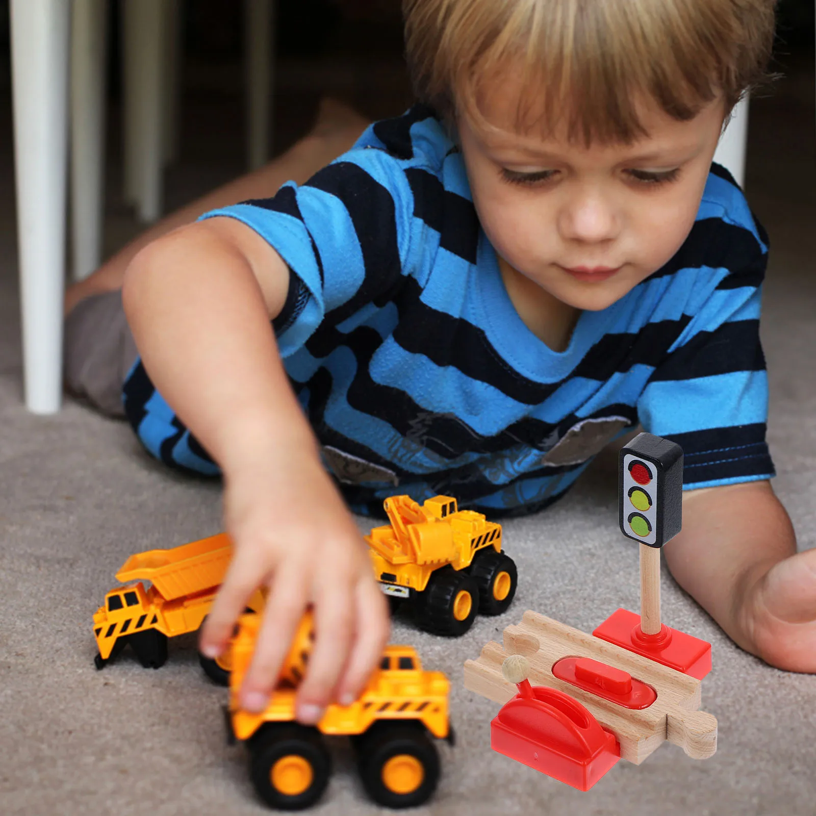 

Wooden Train Roadblock Accessory Compact Lightweight Design Fade Resistant DIY Railway Scene Indoor Outdoor