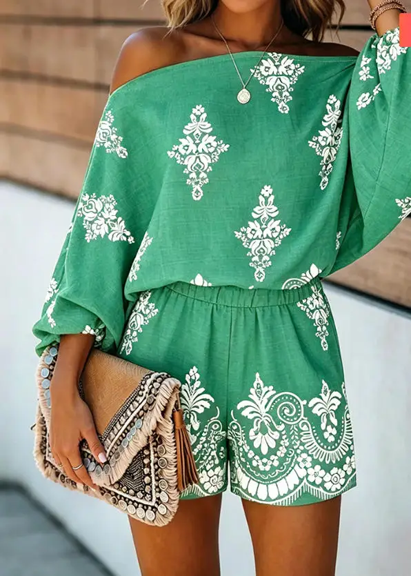 

Two-Piece Set Women Outfit 2026 New Vintage Print Off Shoulder Batwing Sleeve Top & High Waist Casual Vacation Shorts Set