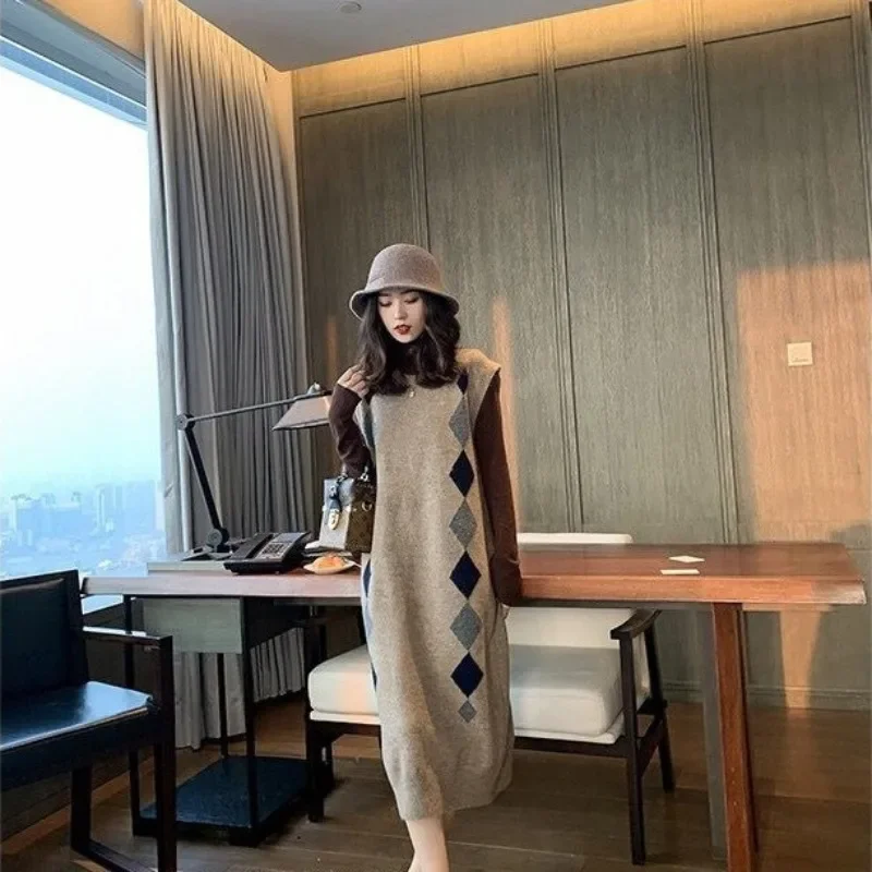 

Vest Dress 2023 Cocoon Over Knee Mid length Sleeveless Knitted Dress Women Vintage Long Sleeve Bottom Vest Sweater Dress Female