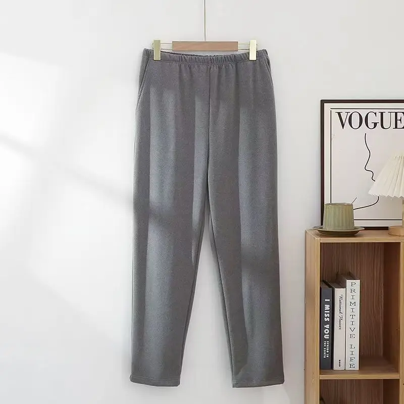 สไตล์ใหม่ที่ทันสมัยสามารถสวมใส่ได้ทั้งนอกบ้าน กางเกงนอนสำหรับผู้ชายที่ดูดี มีสไตล์ กางเกงนอนลำลองอเนกประสงค์สำหรับฤดูใบไม้ผลิ ฤดูใบไม้ร่วง และฤดูหนาว กางเกงขายาวสำหรับใส่ในบ้าน