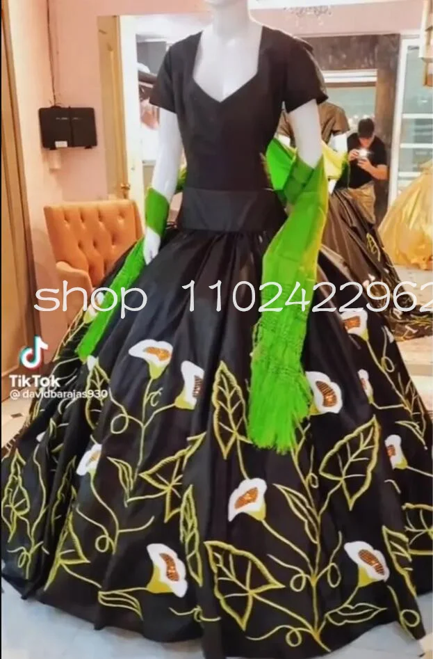 Vestidos negros mexicanos Charro Quinceera, saia destacável, bordado floral, duas peças, 2024