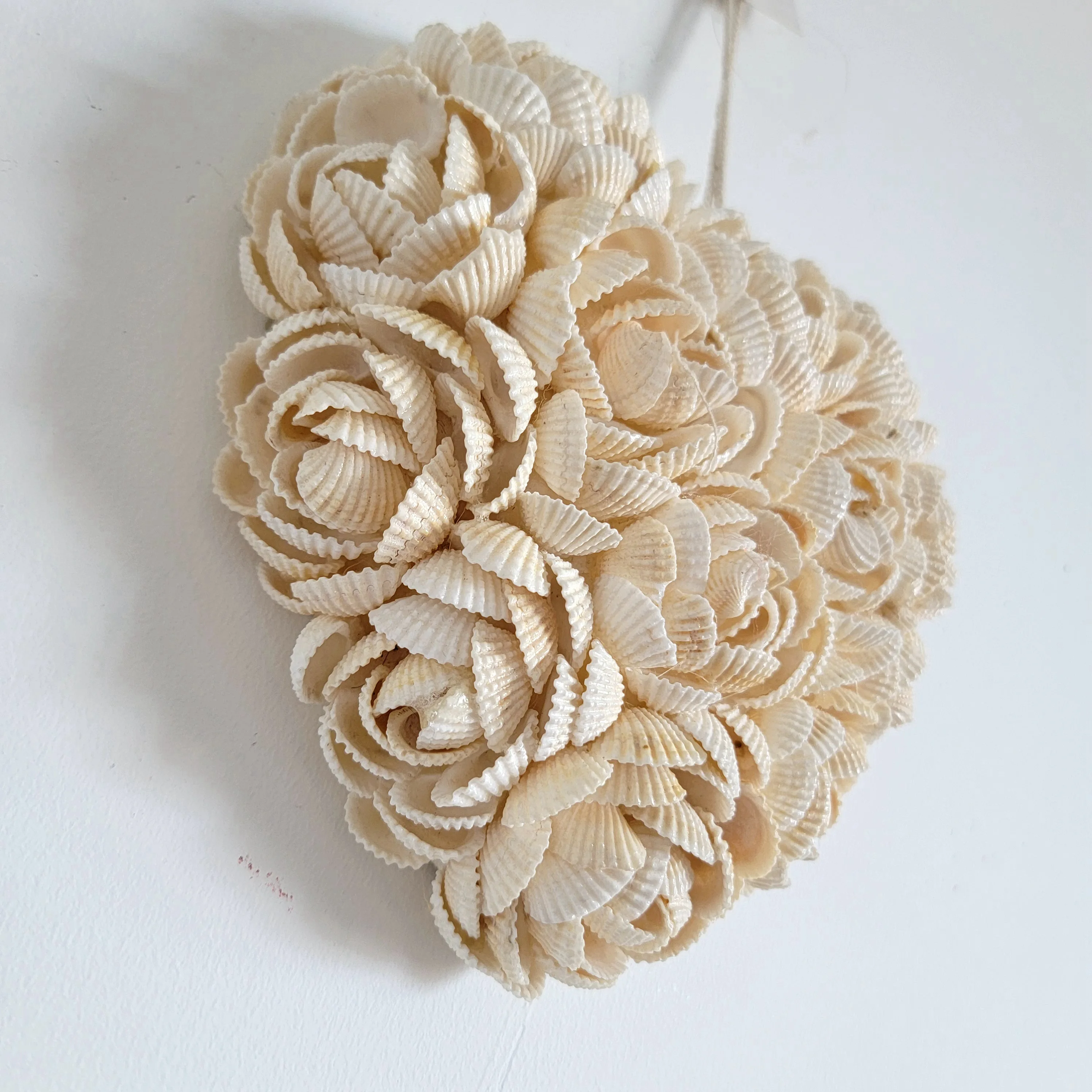 shell decoration-shells-HEART SHAPE HANGER