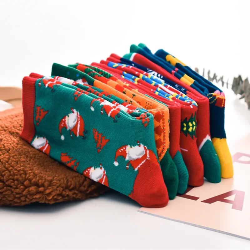 Chaussettes de Noël en tube de coton pour bonhomme de neige, chaussettes rouges mignonnes, Elk Old Man, dessin animé, nouveau