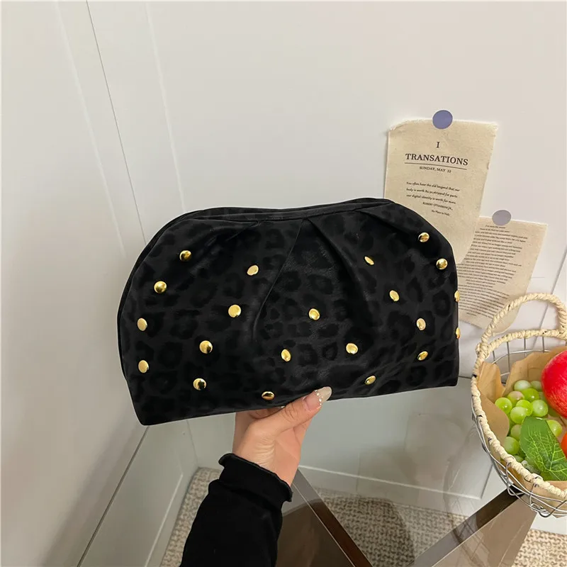 

Trendy Women Hobo Bags Small Fashionable Simple Design Top Handle Handbags Wrinkled Dumpling Purse Studded Commuting Bag