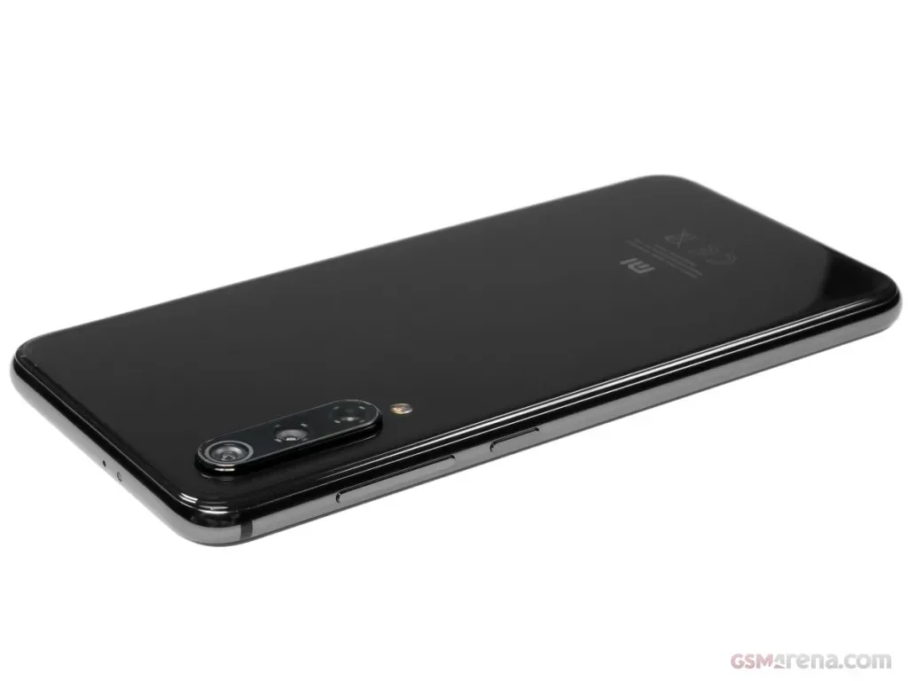 XIaomi-teléfono inteligente Mi 9 SE original, rom Global, Snapdragon 712, Android, 48 MP + 20MP, huella dactilar, usado