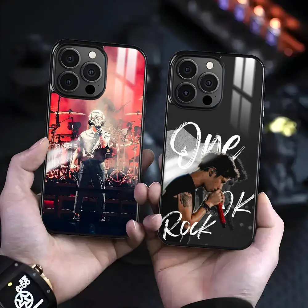 O-ONE OK ROCK جراب هاتف آيفون 16 15 14 13 12 11 برو ماكس بلس شحن لاسلكي صغير غلاف صلب مغناطيسي #2