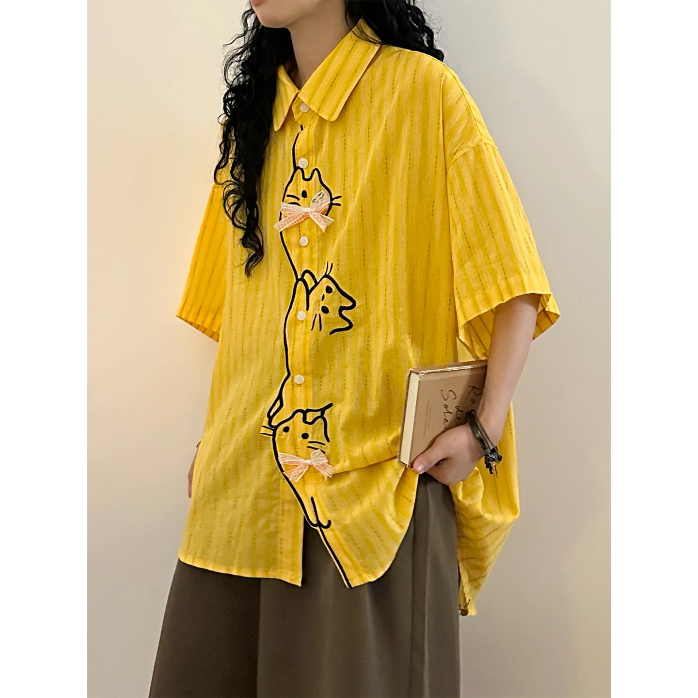 

BUNACC2026 Summer Stripe Texture Loose Short Sleeve Embroidery Casual Shirt Women's Vintage Hong Kong Style Open Cardigan