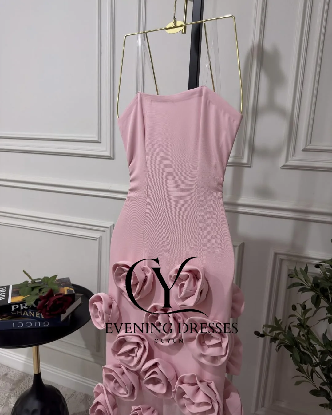 CUYUN Розовые 3D цветы Длинные платья для выпускного вечера Роскошное вечернее платье без бретелек с разрезом Вечернее платье по индивидуальному заказу для особых случаев