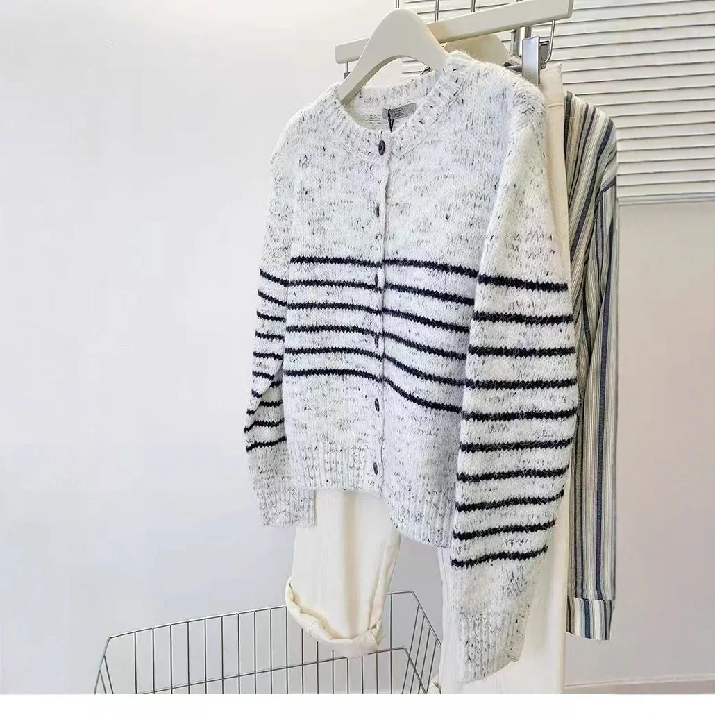

French Style Retro Striped Knitted Sweater Women's Autumn Winter Long Sleeved Cardigan Jacket Classic Round Neck Loose Top