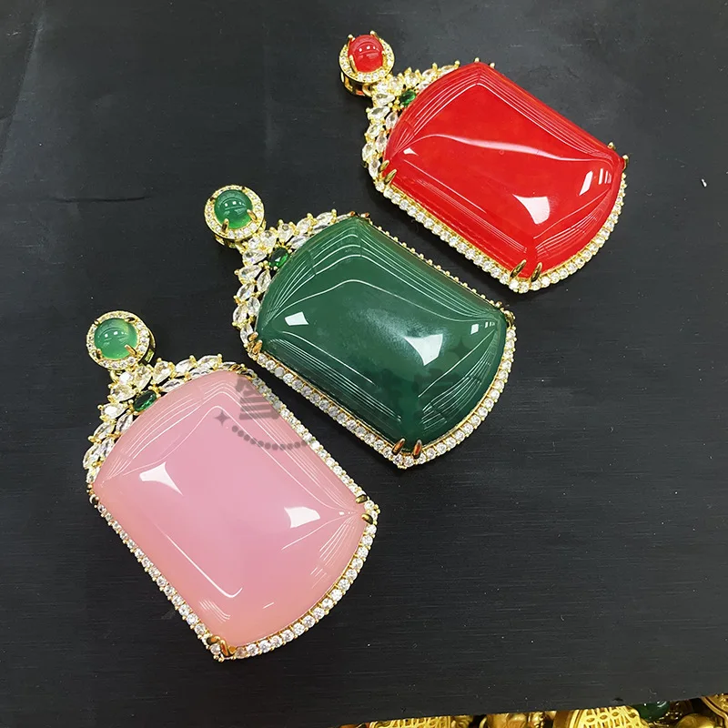 

Inlaid Agate Peace Serenity Imperial Green Chalcedony Pendant Men and Women Sweater Chain Accessories Jewelry