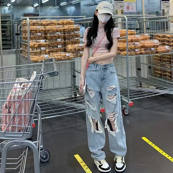 Trou jean femmes droit Denim jambe large pantalon poches bouton fermeture éclair mouche Vintage Streetwear femme pantalon en détresse Denims