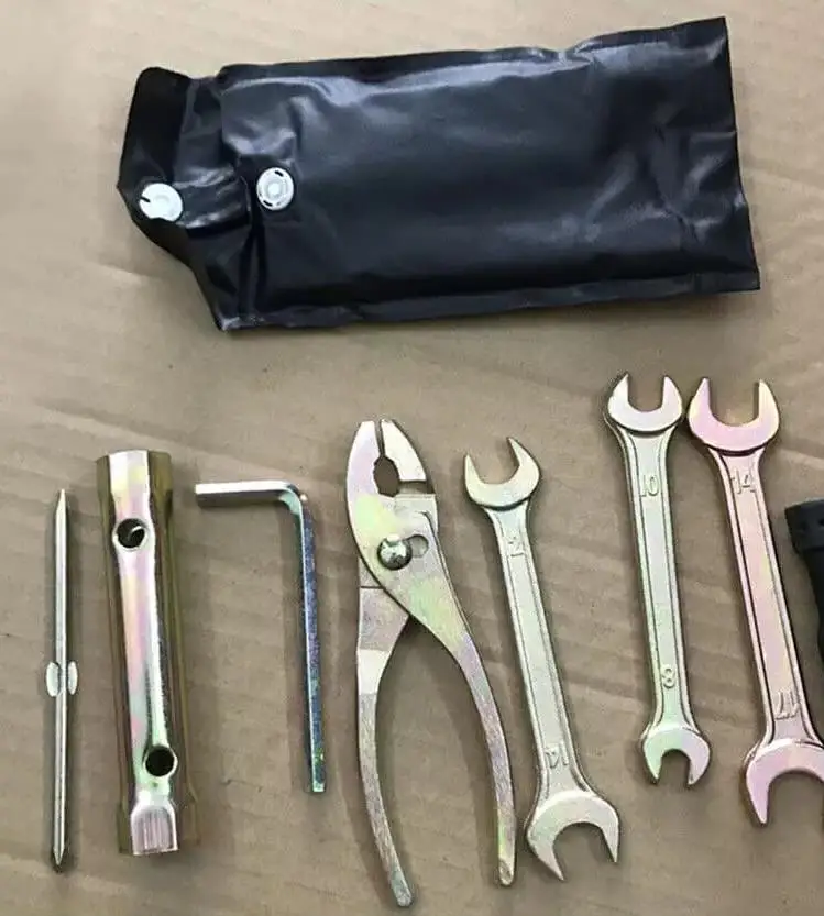 conjunto-de-ferramentas-de-reparacao-de-motocicletas-de-7-pecas-para-honda-yamaha-kawasaki-bmw-polaris-suzuki-chave-de-fenda-universal-alicates-chaves-de-soquete