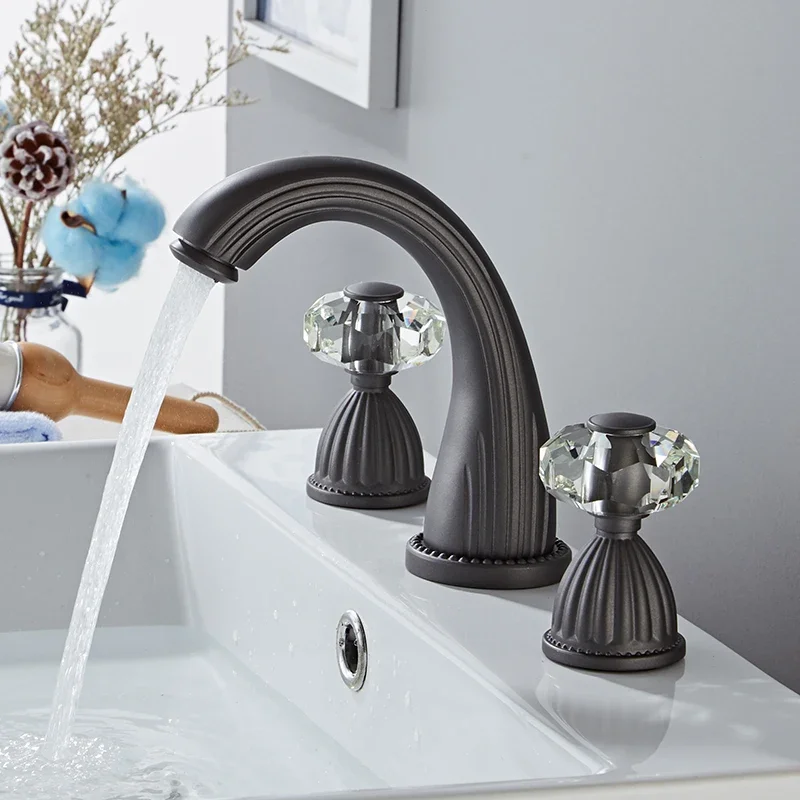 

Basin Faucet Gun Grey Bathroom Sink Faucet 3 Hole Widespread Gold/Black/Chrome Basin Mixer Hot And Cold Water Tap New