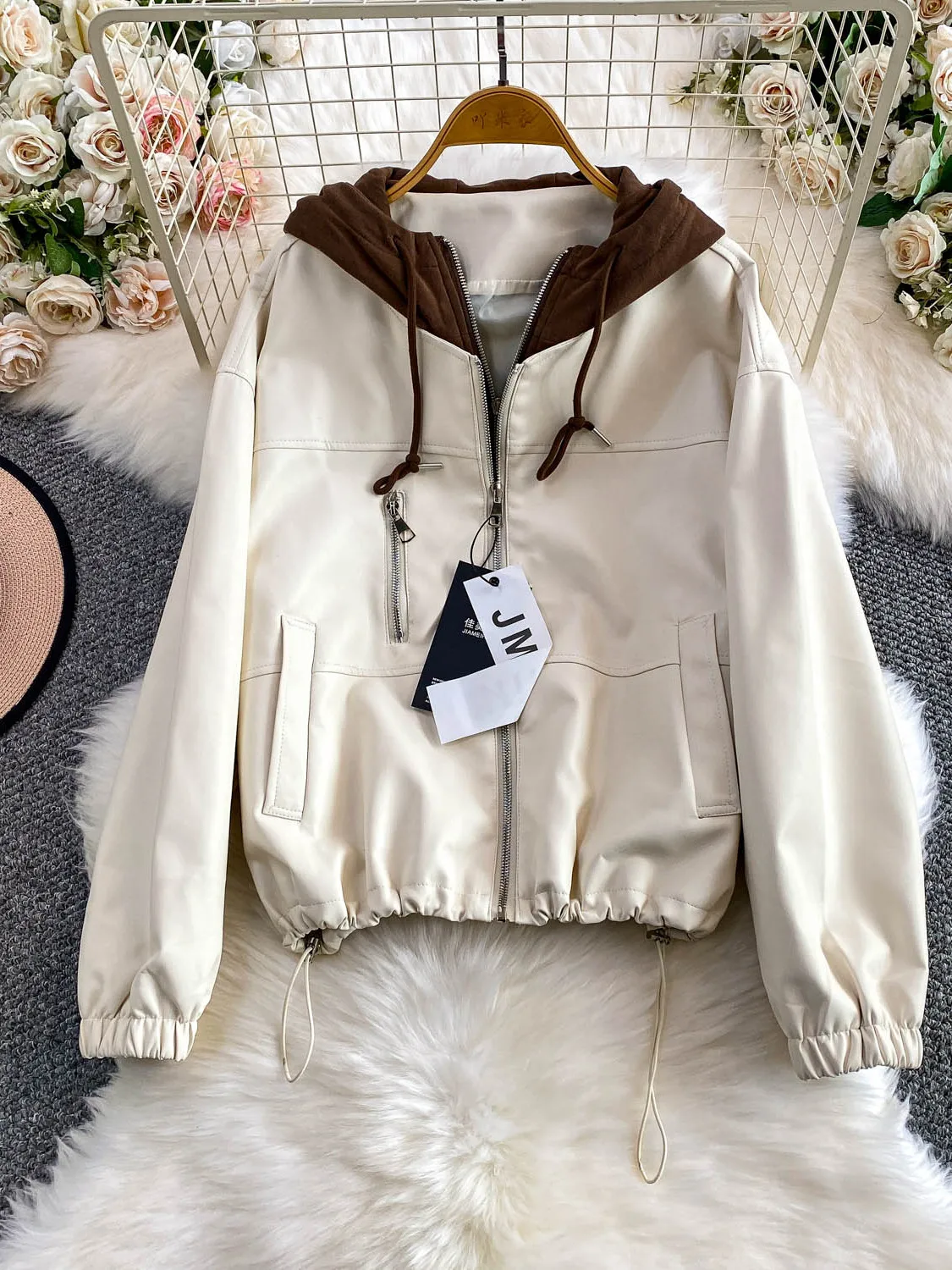 プレミアムブラウンPUレザーバイカージャケット レディース ドローストリング ルーズフィット スプライスハットコート スリミング オートウェア カジュアル スタイル